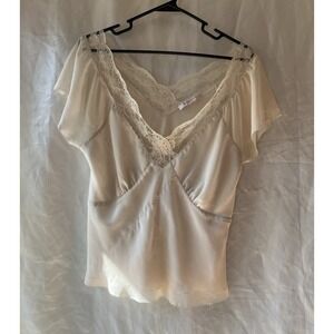 Vintage Nine & Company Womens Ivory‎ Top With Lace Overlay